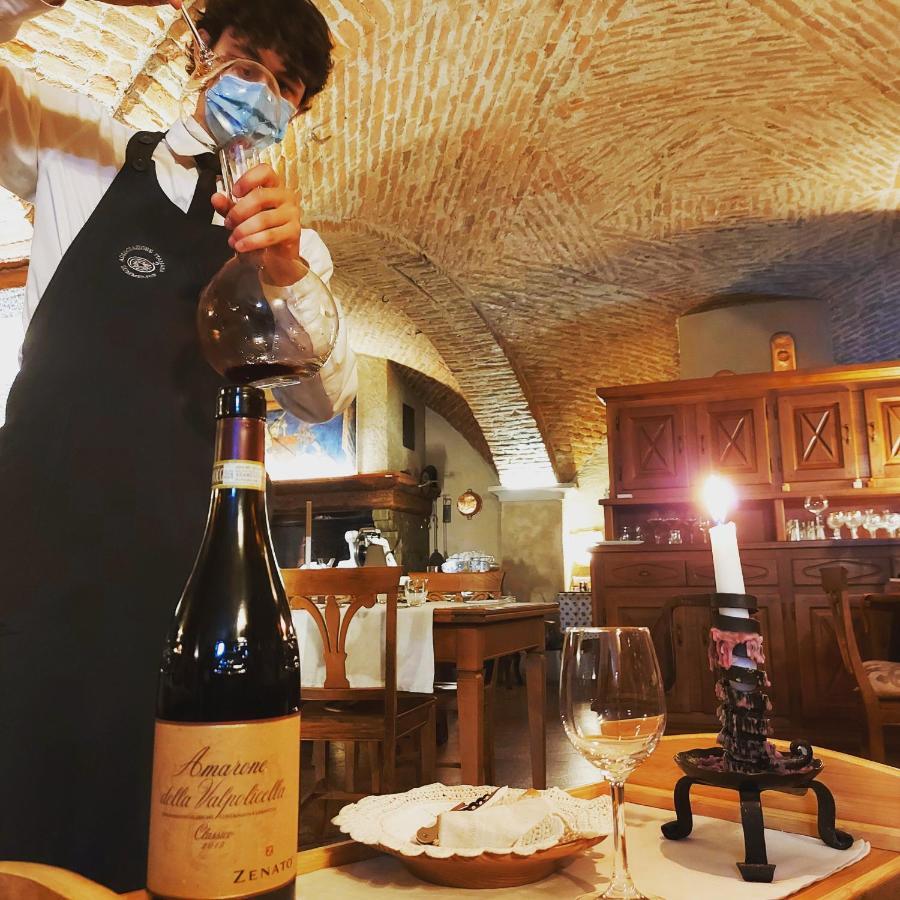 A' La Table Du Sommelier Chambres D Hotes & Restaurant Saint-Vincent Kültér fotó